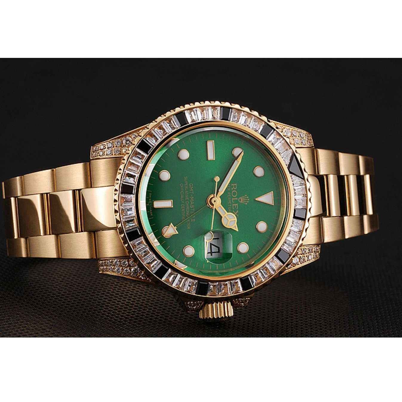 Aaa replica watch Master Bracelet Stone Case Set Swiss Rolex 1453748 GMT II Green Bezel Gold And Dial 0723